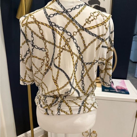 INC Chain Print V-Neck Top size small - Picture 2 of 4